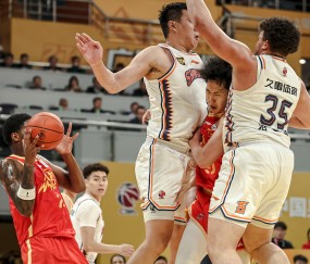 球迷及市民对cba季前赛活动的期待海采-LOL联盟竞猜