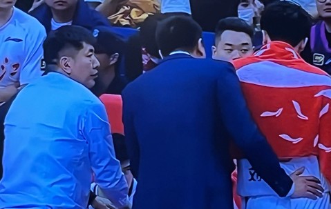 今夜浙江队备战全明星赛，队长鼓劲细节曝光，赛场秩序良好，阵容厚度经受考验的简单介绍-LOL电竞比赛押注