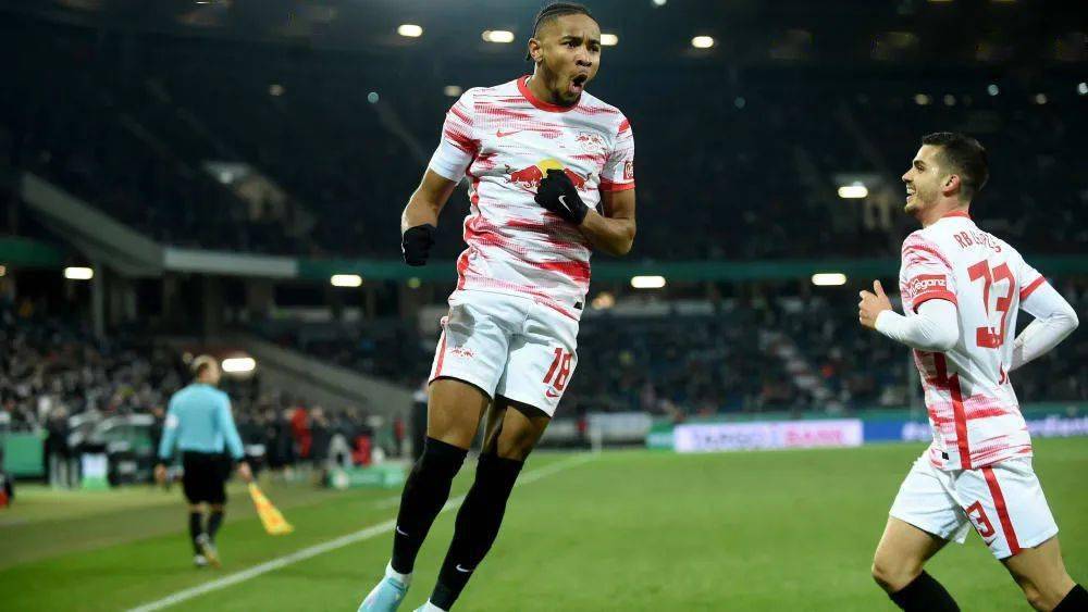 LOL联盟竞猜 - 德国杯关键时刻再迎强敌;克里夫兰骑士官宣签约;主帅态度:赛场秩序良好;团队化学反应显著