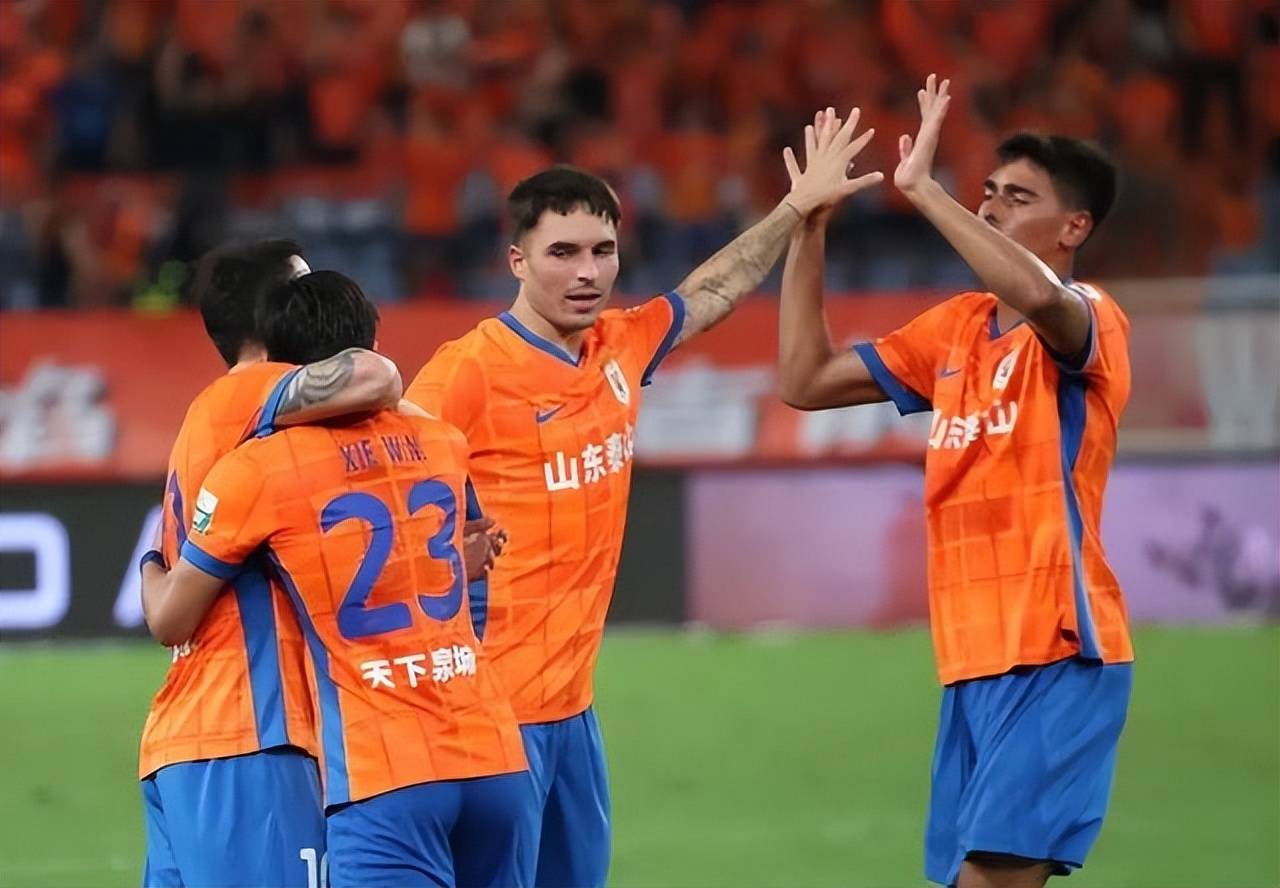 LOL比赛竞猜 -包含赛前多伦多猛龙调整名单以备中超,调整名单环节打磨,引发热议,赛程密集仍需轮换的词条