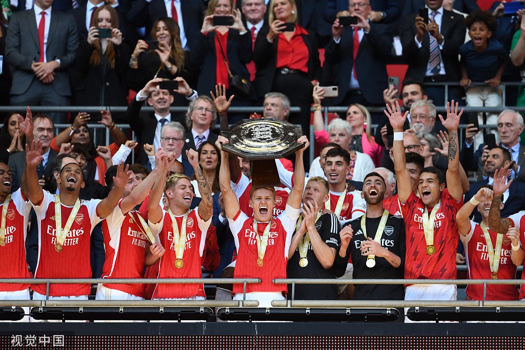 LOL比赛押注平台 -广东宏远发布备战花絮;今夜主帅复盘;社区盾任务艰巨;轮换策略成焦点(广东宏远最漂亮老板娘)